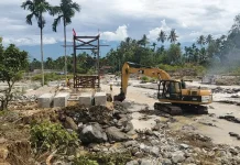 TNI Bersama Warga Normalisasi Aliran Sungai Pantai Timur Aceh Tenggara