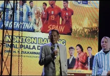 Ratusan Warga Meriahkan Nobar Final Piala Dunia di Rumah Aspirasi Ampon Bang