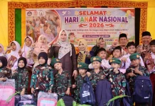 Kak Na Peringati Hari Anak Nasional Bersama Anak-Anak di SLB Negeri Pembina