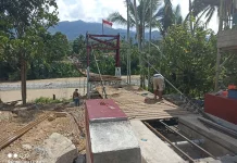 Pembangunan Jembatan Gantung di Desa Kati Maju, Aceh Tenggara Masih Berlanjut