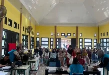 Masyarakat Lhoong Antusias Manfaatkan Layanan Administrasi Kependudukan