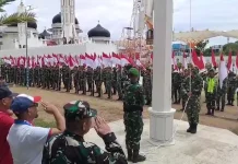 TNI dan Pemko Banda Aceh Kembali Pasang Bendera Merah Putih