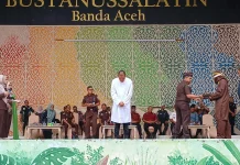 Pale, Mantan Ajudan Ketua DPR Aceh Dihukum Cambuk