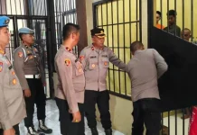 Polres Aceh Jaya Razia Sel Tahanan Antisipasi Barang Terlarang