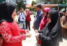 Korban Kebakaran Jagong Jeget Terima Bantuan