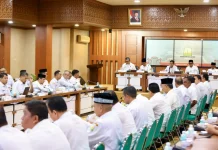 Pimpin Rapat Koordinasi Bersama SKPA, Wagub Dek Fadh: Transparansi adalah Kunci