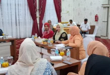 Ketua Perwosi Aceh Mukarramah Fadhlullah Pimpin Rapat Perdana Pengurus