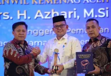 Kakanwil Kemenag Aceh Raih Serambi Award sebagai Penggerak Pemulihan Pascabenca