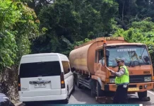 Truk Mogok Bikin Jalan Lintas Banda Aceh-Meulaboh Tersendat