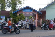 Polsek Krueng Sabee Patroli Cegah Kecelakaan Lalu Lintas di sekitar Sekolah