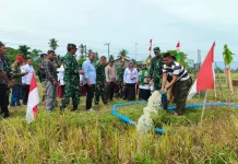Kelompok Tani di Aceh Besar dapat Bantuan Pompa Air dari TNI