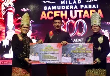 Wagub Aceh Fadhlullah Serahkan Bantuan Rp6,78 Miliar untuk Aceh Utara