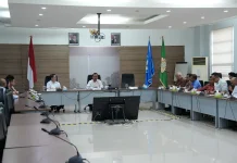 USK dan PT Himalaya Abadi Jajaki Kerja Sama Pengembangan Industri Kaca dan Edukasi