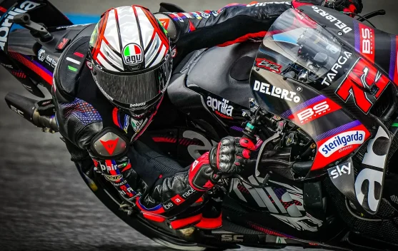 Bezzecchi Menggila, Kuasai FP1 Thailand 2026