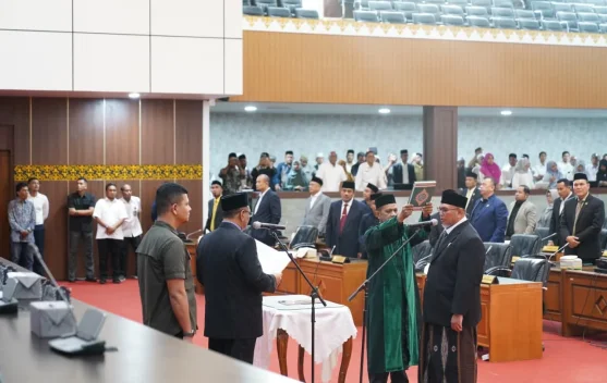 Tgk. M. Nizar Jadi Anggota DPR Aceh Menggantikan Almarhum Waled Nura