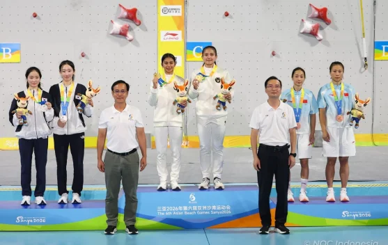 Speed Relay Panjat Tebing Putri Pecahkan Rekor Dunia