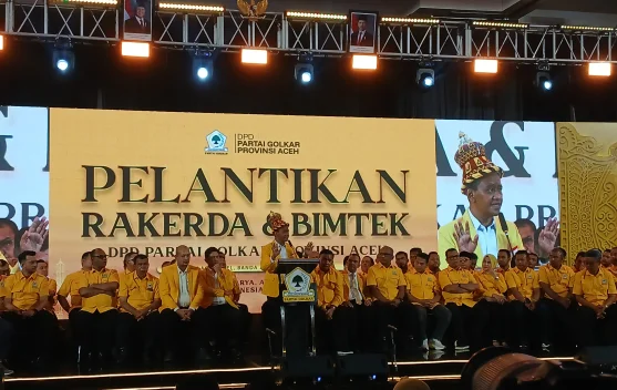 Bahlil Lantik Pengurus Baru Golkar Aceh, Tekankan Soliditas-Konsolidasi Partai