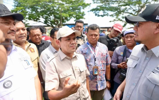 BUMN Karya Diminta Segera Tindak Lanjuti Kendala Rehabilitasi Huntara di Tamiang
