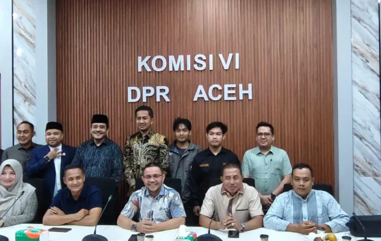 Audiensi di DPRA, BEM Teknik USK Perjuangkan 11 Mahasiswa yang Berstatus Tersangka