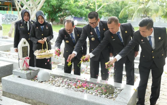 Kemenkum Aceh Ziarah Makam Pahlawan jelang Hari Pengayoman