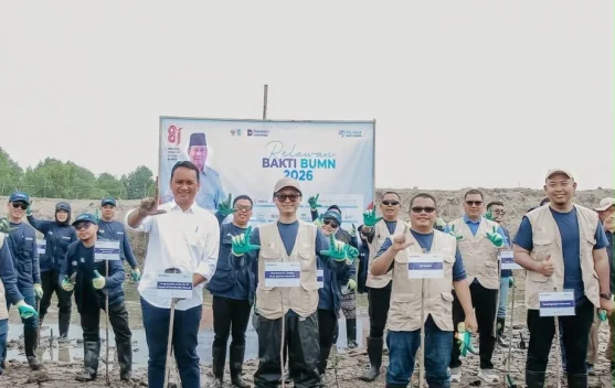 Pulihkan Pesisir Aceh Tamiang, BSI dan Relawan Bakti BUMN Tanam 15.000 Mangrove