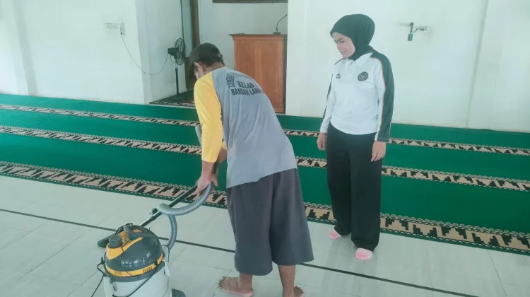 Kalapas Kelas I Bandar Lampung Pimpin Korve Sambut Ramadan