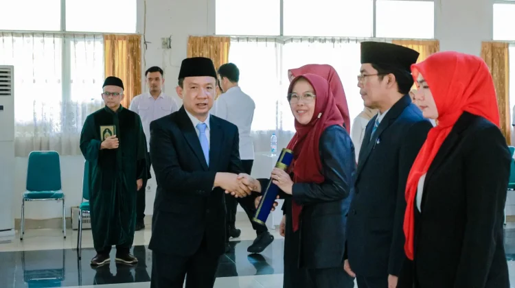 Sekdaprov Lampung Lantik 4 Pejabat Administrator