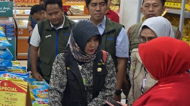 BULOG Lampung Sidak Pasar, Pastikan Stok Beras dan Minyakita Aman