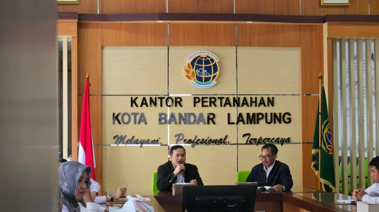 Kepala Kantor Pertanahan Bandar Lampung Pimpin Rapat Pengadaan Tanah