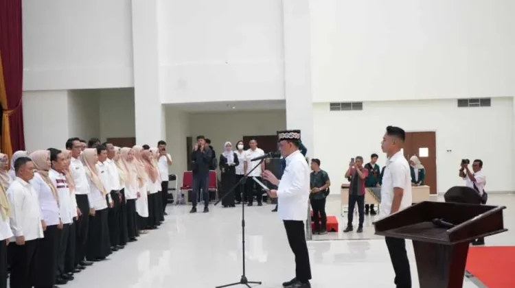 Perkuat Literasi, Bunda Literasi dan Tim Literasi Kota Metro Dikukuhkan