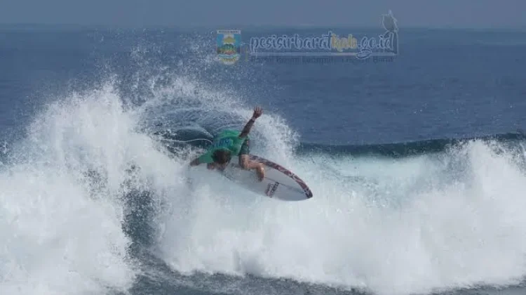 Selancar Ombak Diusulkan Masuk Porprov Lampung