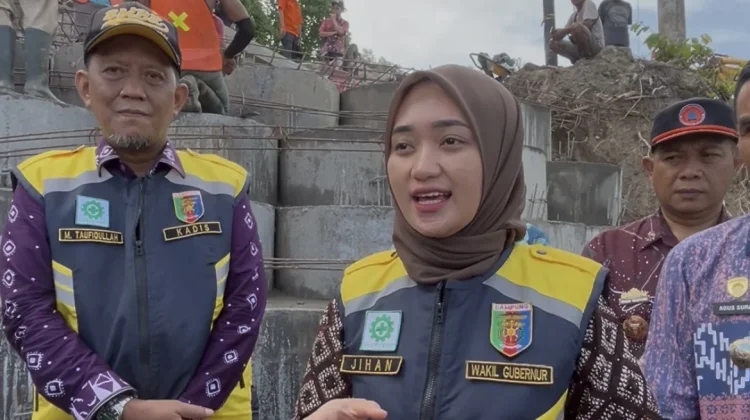 Wagub Lampung Tinjau Penanganan Longsor Simpang Umbar–Putih Doh