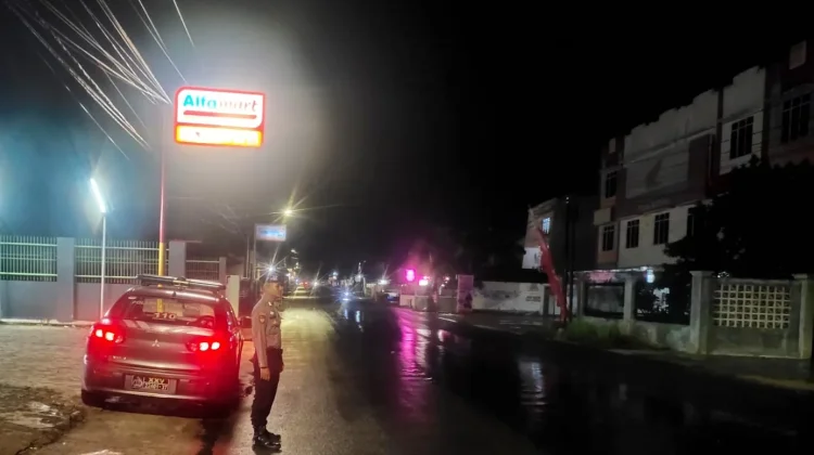 Antisipasi Kejahatan Malam, Polres Metro Patroli di Titik Rawan