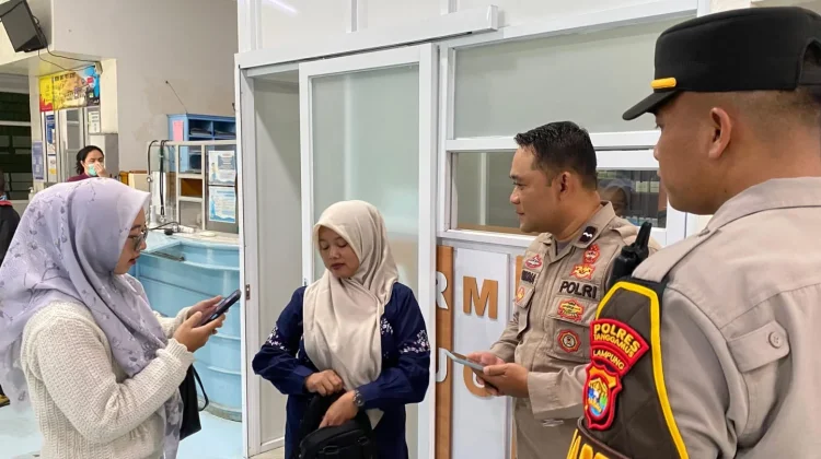 Polisi Imbau Waspada Pohon Rawan Tumbang di Tanggamus