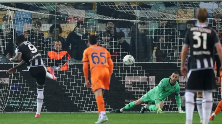 Debut Bencana Rugani, Fiorentina Dihajar Udinese