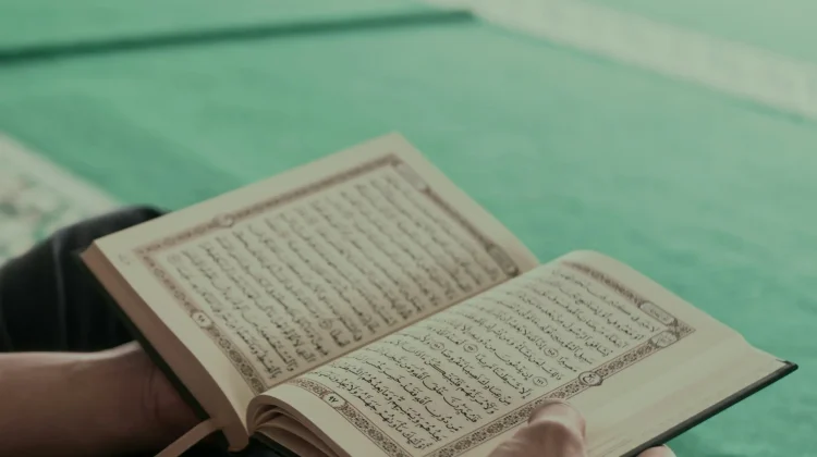 Ramadan dan Cahaya Al-Qur’an di Setiap Hurufnya