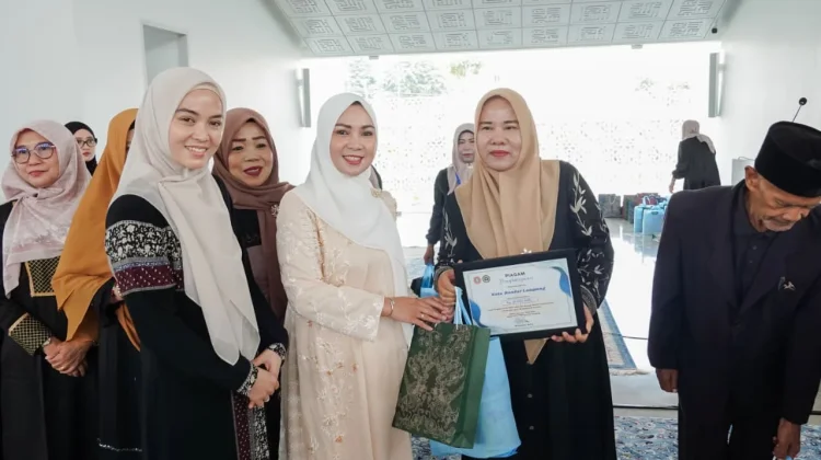 Bunda PAUD Lampung Buka Pengajian Akbar IGTKI