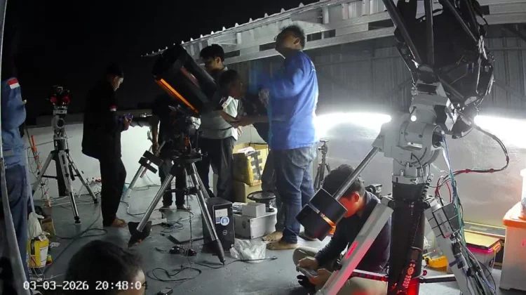 Observatorium Itera Amati Gerhana Bulan Total meski Hujan