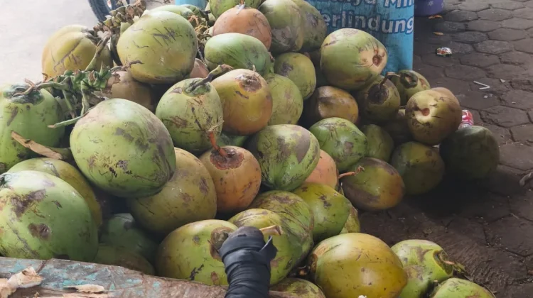 Penjual Dugan Banjir Pelanggan saat Ramadan Tiba