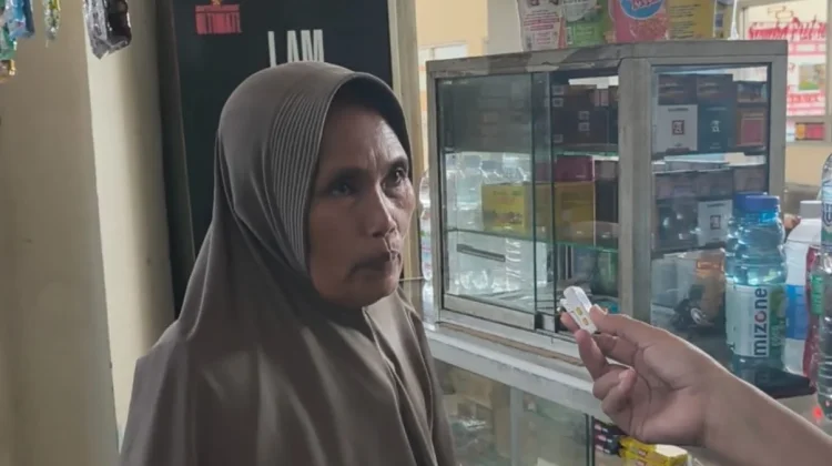 Pedagang Keluhkan Sepinya Penumpang di Terminal Rajabasa