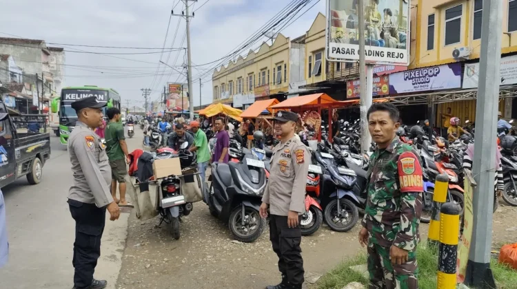 Tradisi Prepegan Picu Lonjakan Pengunjung, Polisi Siaga di Sejumlah Pasar