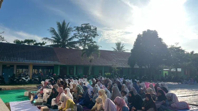 Khidmat, Warga Muhammadiyah di Pesawaran Gelar Salat Id