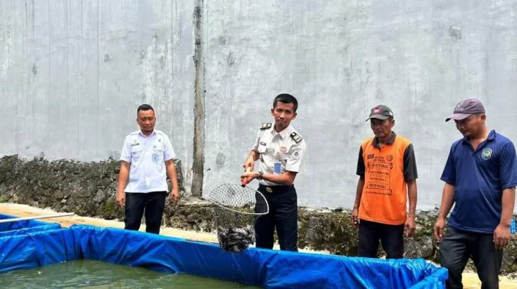 Panen Lele, Rutan Sukadana Perkuat Kemandirian Warga Binaan