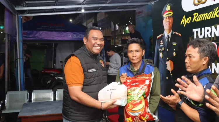 Kapolresta Bandar Lampung Tutup Turnamen Gaple bersama Ojol