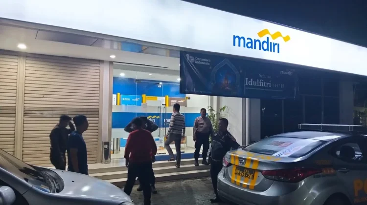 Polsek Teluk Betung Utara Gencar Patroli Malam, Sasar Box ATM
