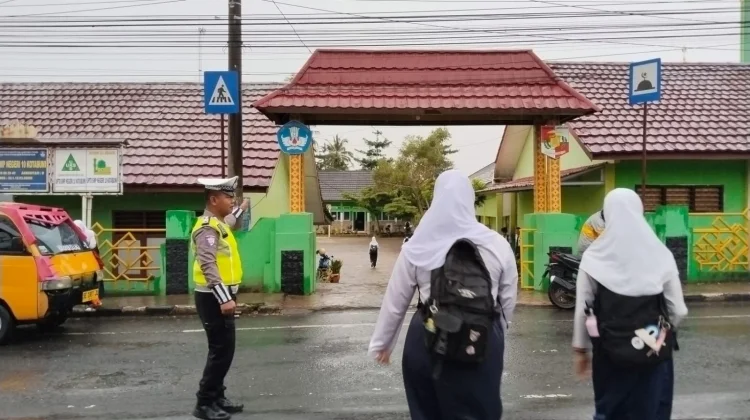 Satlantas Polres Lampung Utara Giatkan Pengamanan Rawan Pagi