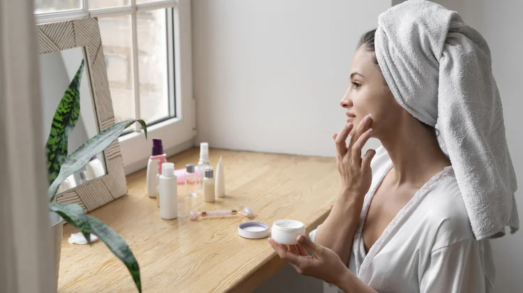 Jangan Sampai Salah Pilih! Begini Cara Kenali Kulitmu & Skin Care yang Pas