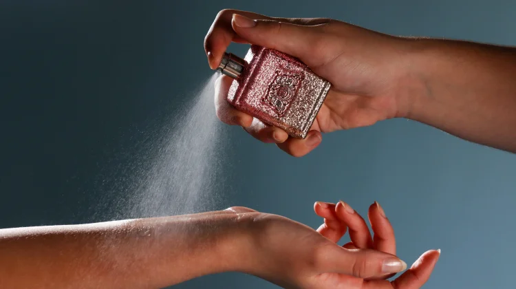 Jangan Salah! Hindari Hal Ini Biar Parfum Kamu Tahan Lama Sepanjang Hari