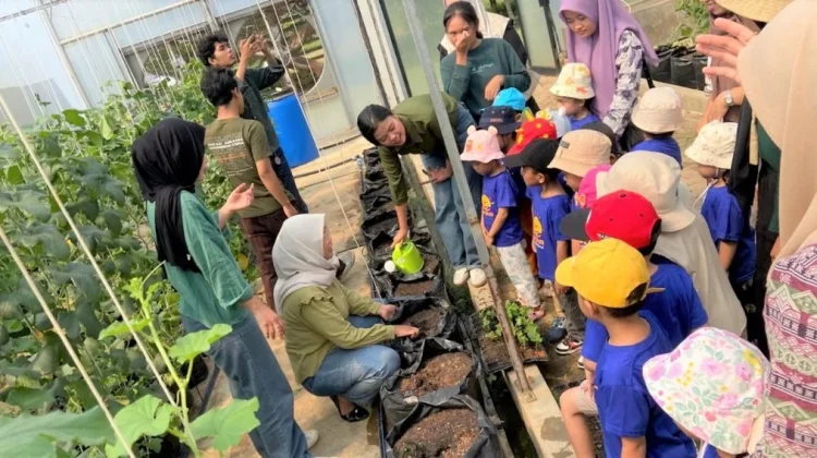 Wisata Edukasi Pertanian Cerdas Dibuka untuk Umum