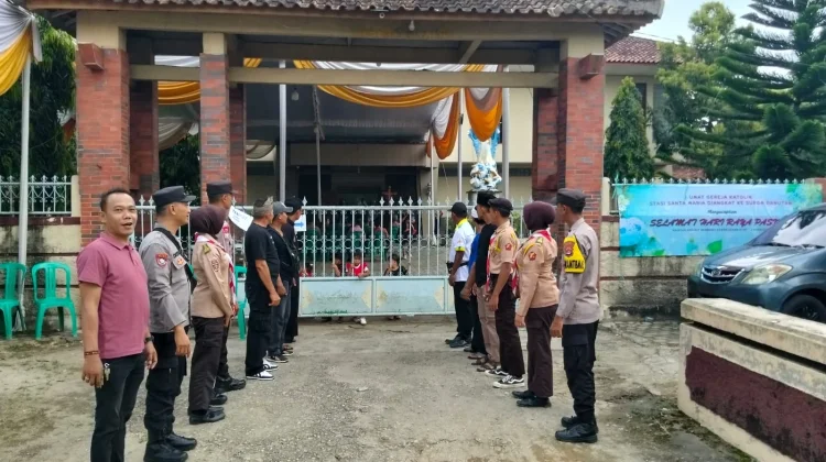 Menjelang Paskah Pemuda Lintas Agama di Pringsewu Bersatu Jaga Gereja
